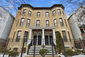 1254 W Diversey Pkwy 3 - Laura Kisling_CHP2026_003