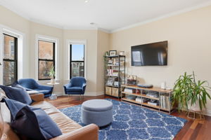 1254 W Diversey Pkwy 3 - Laura Kisling_CHP2026_004