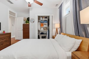 1254 W Diversey Pkwy 3 - Laura Kisling_CHP2026_016