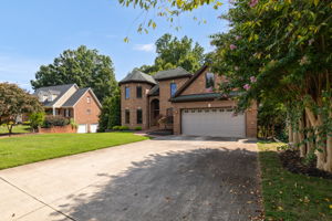 1254 Whithorth Ct-2