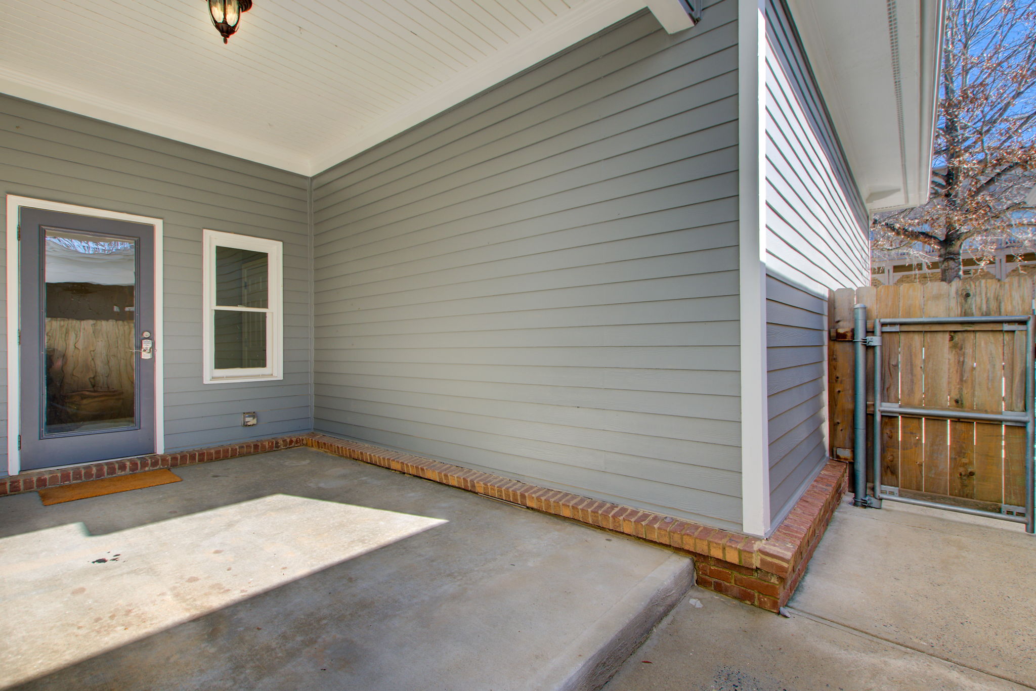 14 Ext Back Patio A w Gate