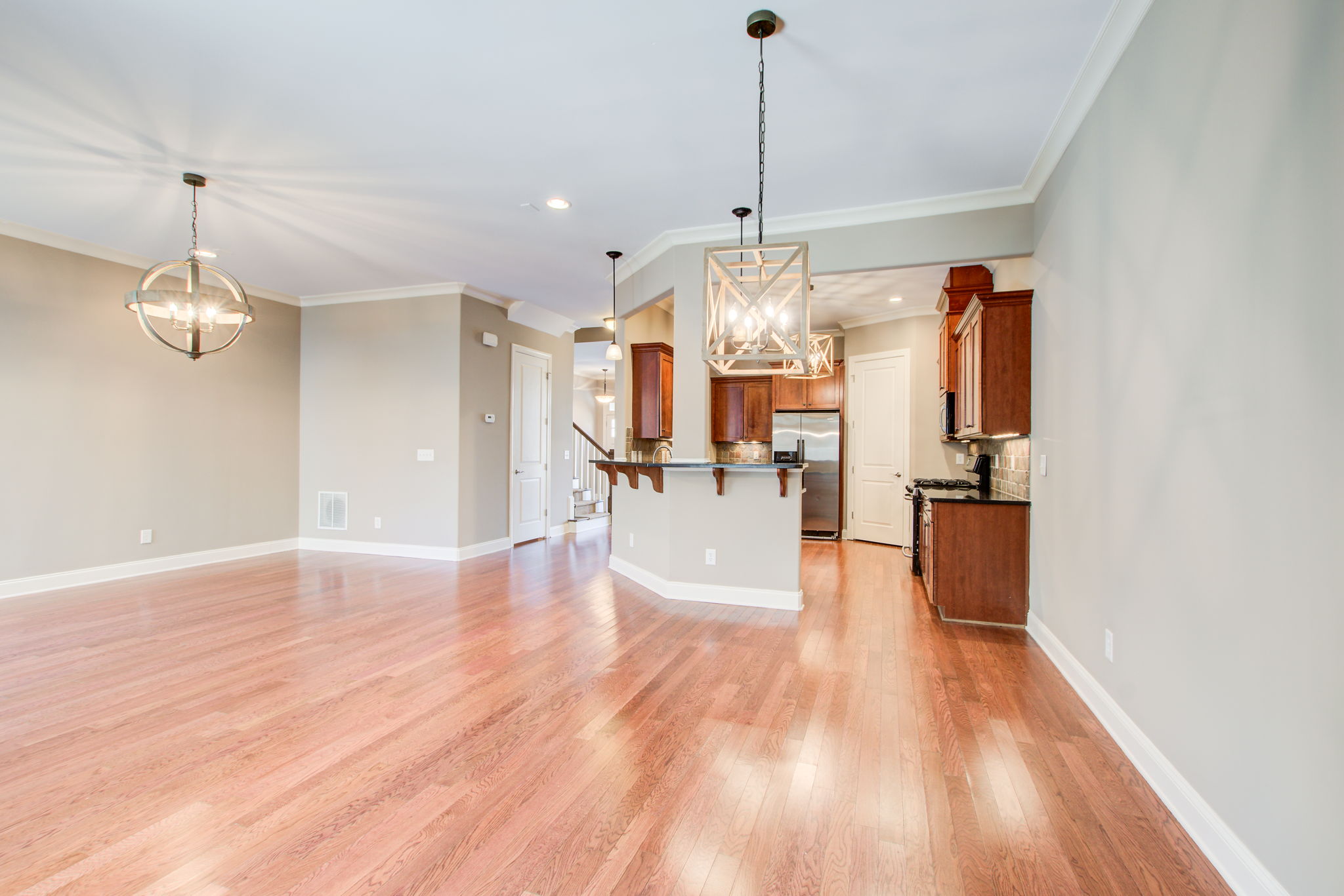 18 LR Dining Split B w Kitchen