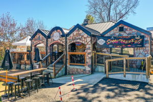 53 Crabapple Disrict Stone House Tap