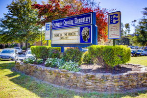 79 Exterior Nearby Crabapple Crossing Elementary