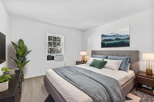 El Cajon_30 virtually staged.jpeg