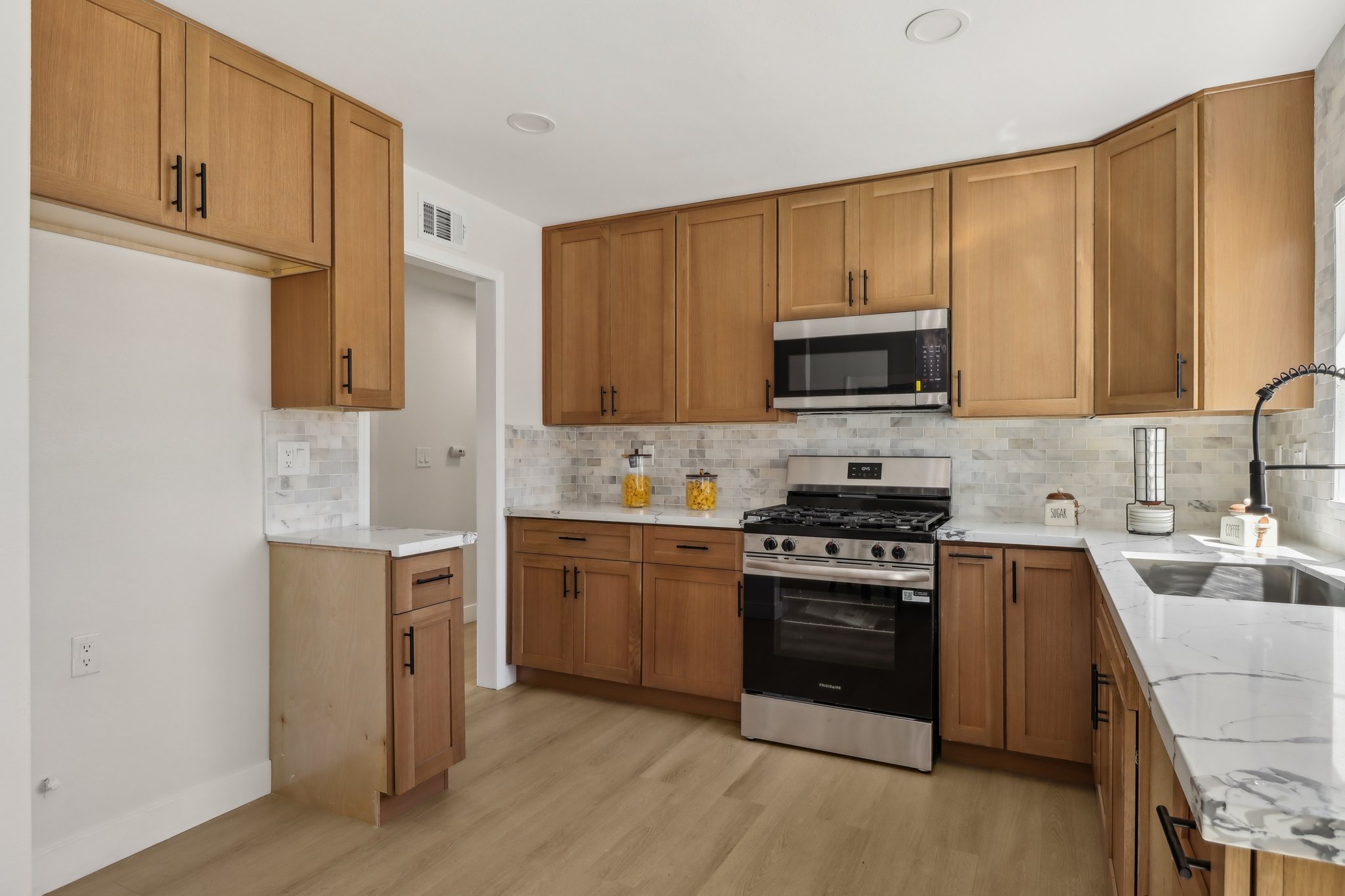 Terra Bella St-2205-009.jpg