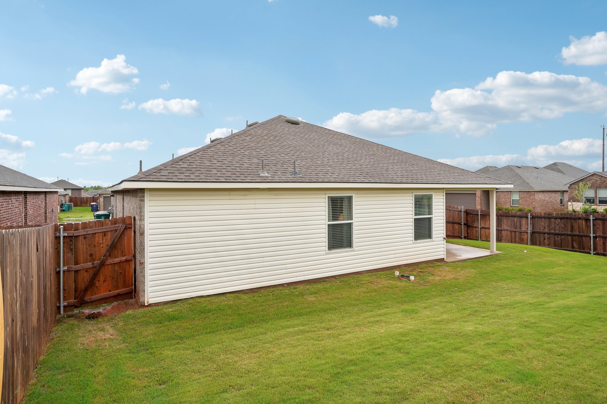 NW 139th St-0105-036.jpg