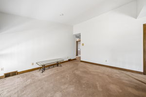  Photo 53