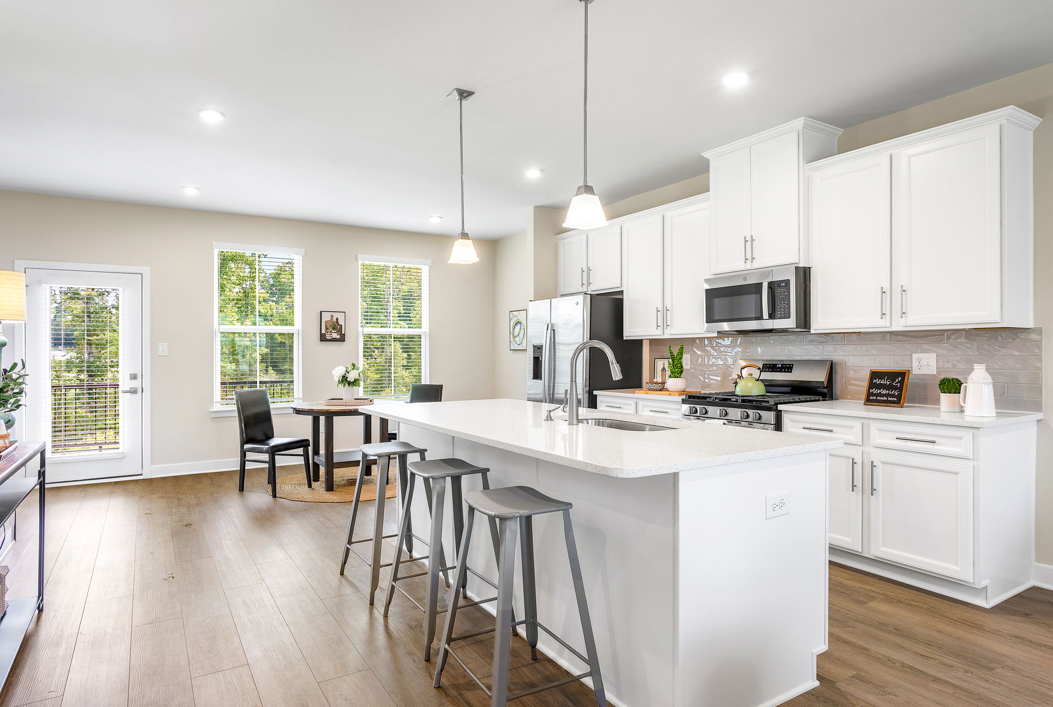 10-Kitchen