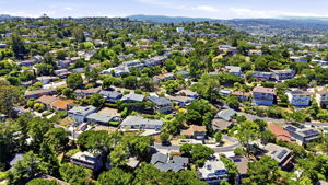 019_F8_AERIAL_1255 North Rd