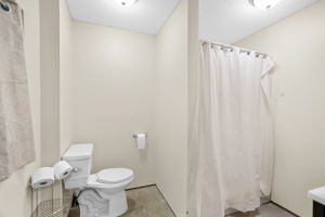  Photo 51