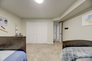 E Ohio Ave-019