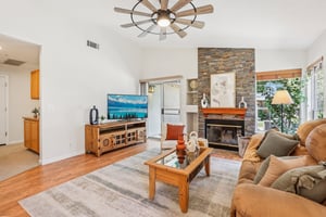 Village Green Dr-S1607-008.jpg