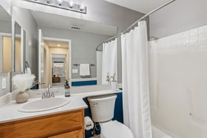 Village Green Dr-S1607-021.jpg