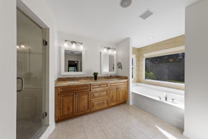  Photo 52