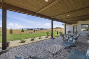Covered Patio 3