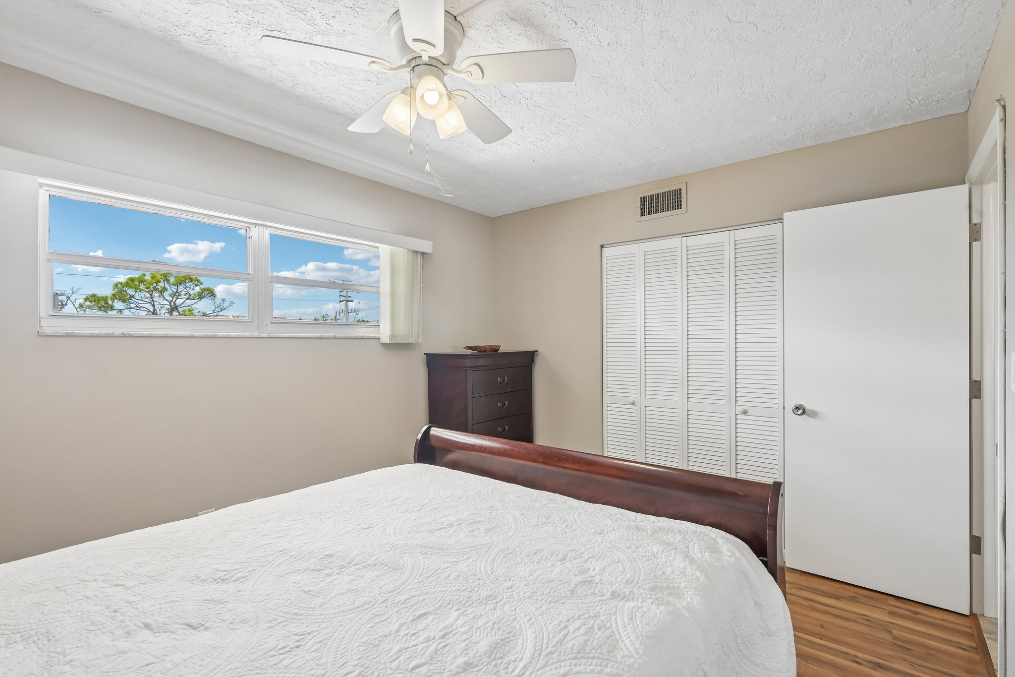 S Portofino Dr 307-S0509-017.jpg