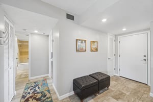 S Portofino Dr 307-S0509-014.jpg