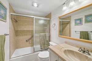 S Portofino Dr 307-S0509-018.jpg