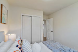 029_1257 S White Rdr