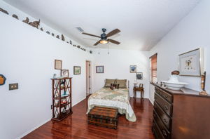 Upper Level Guest Bedroom2b