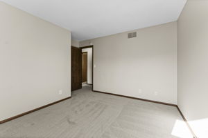  Photo 39