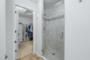  Photo 35