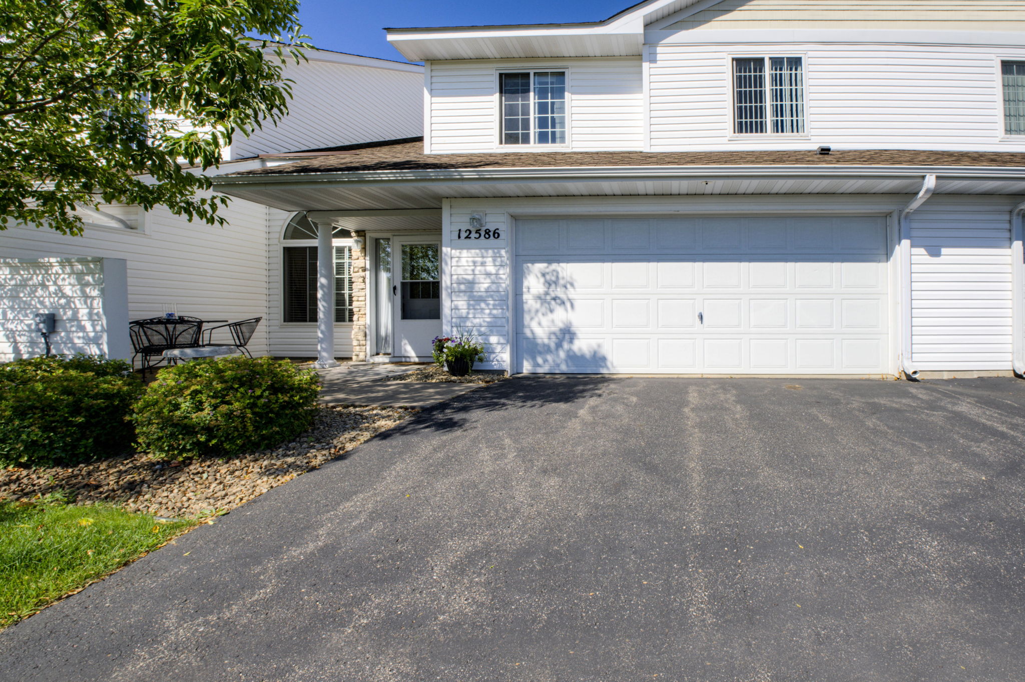  12586 43rd Street NE, St. Michael, MN 55376, US