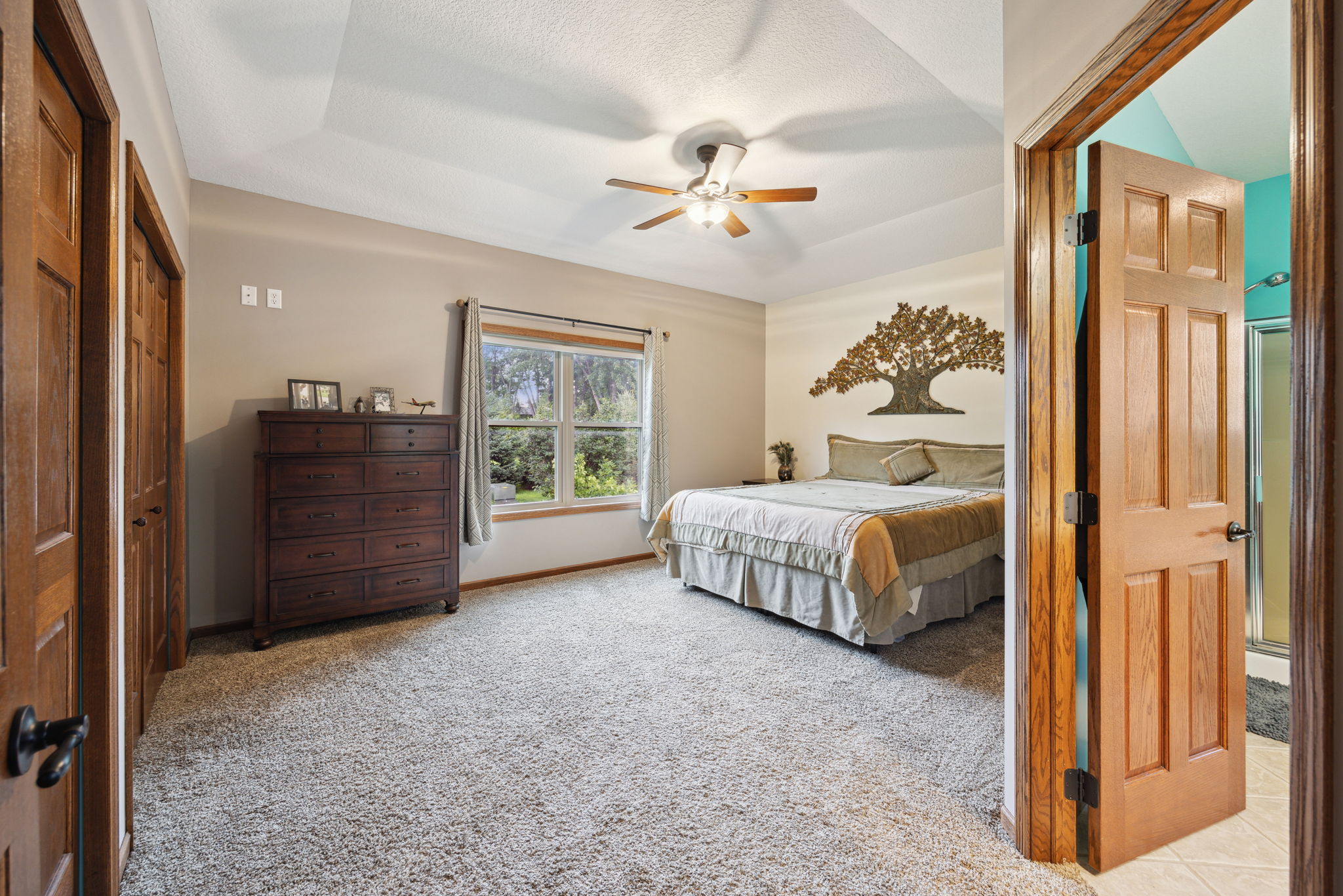 17_Interior - Primary Bedroom