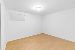 Marenger-47 furniture removed.jpeg