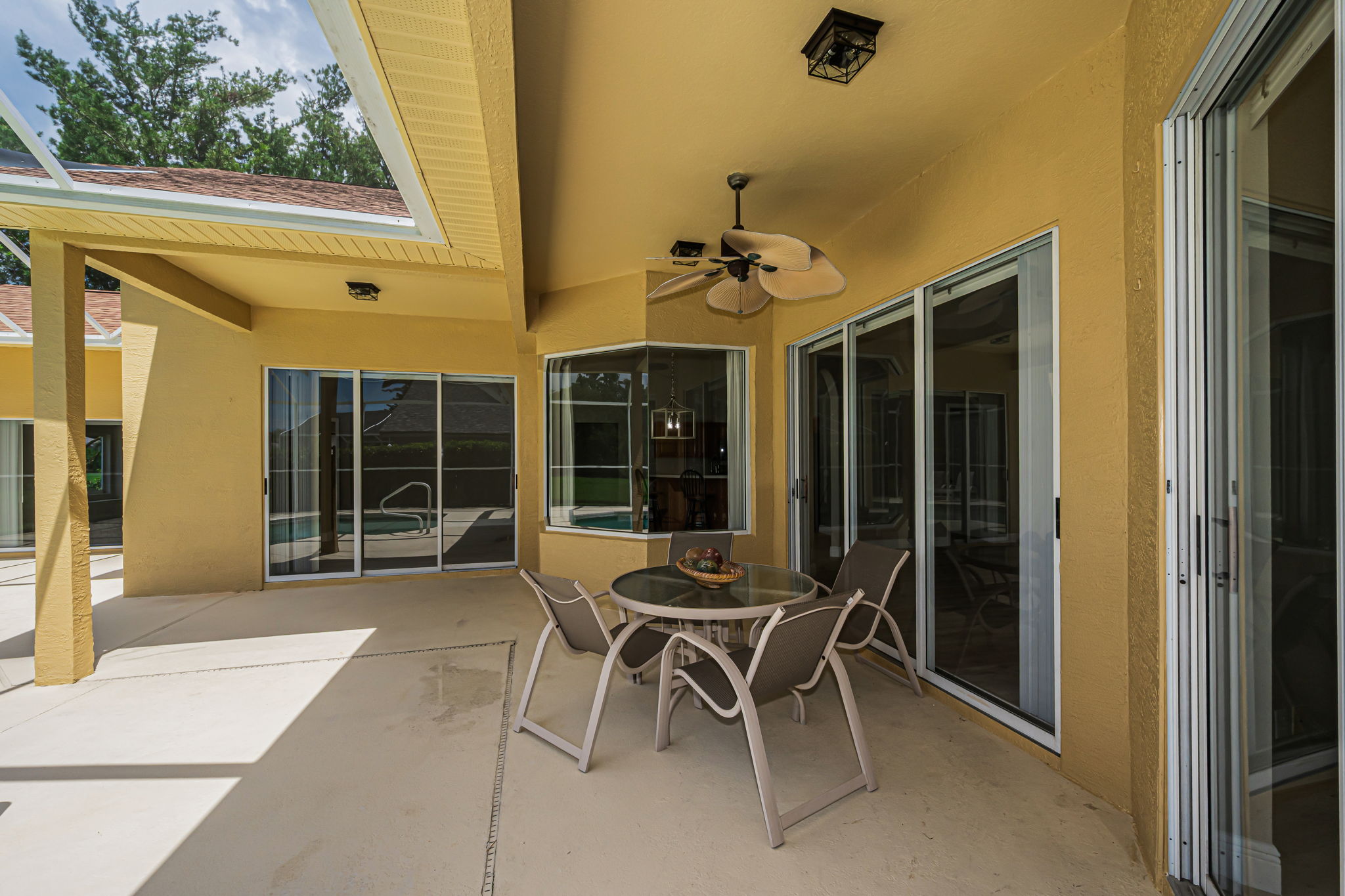 Lanai1