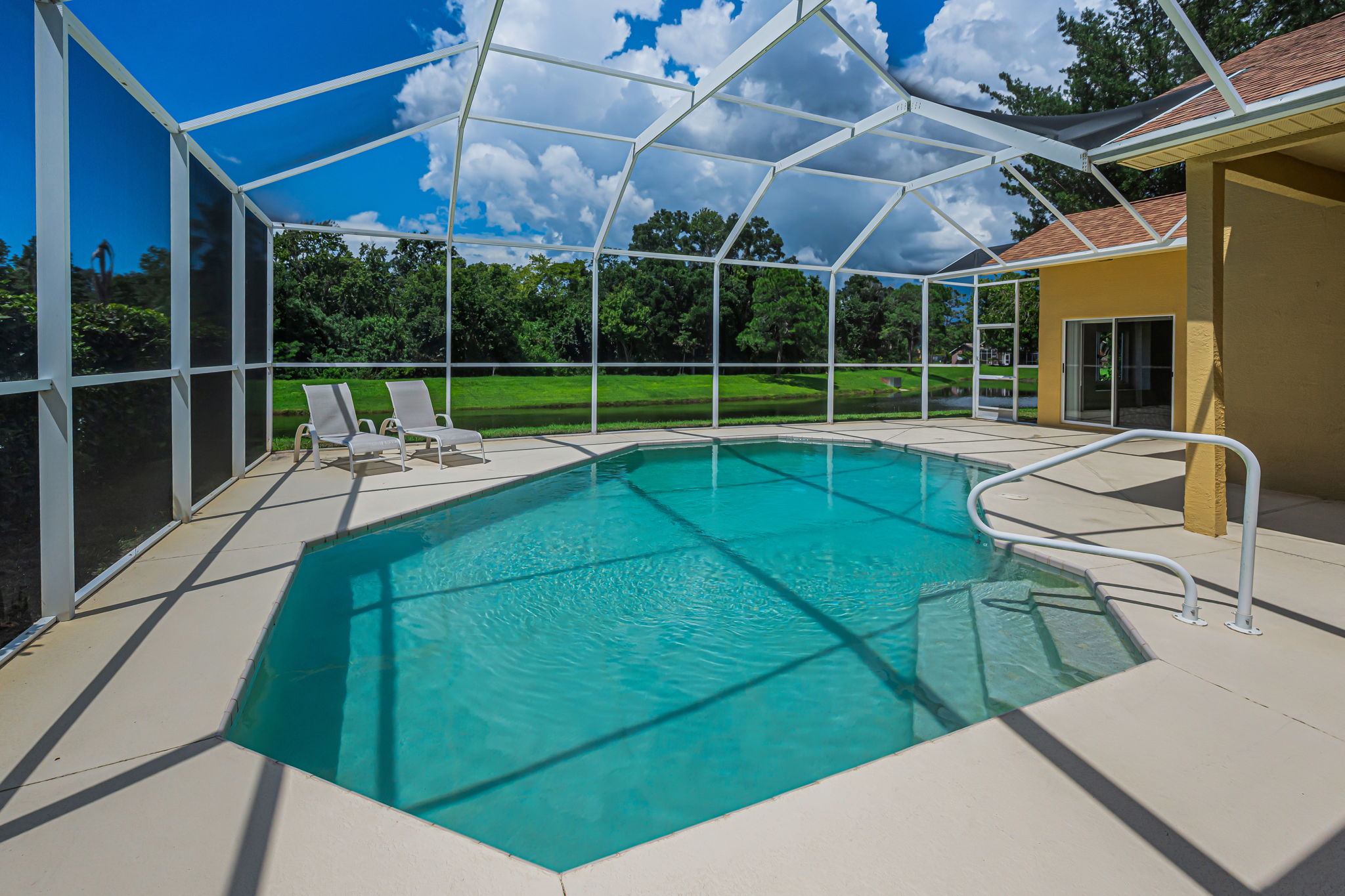 Pool2