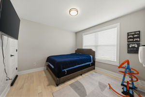  Photo 0