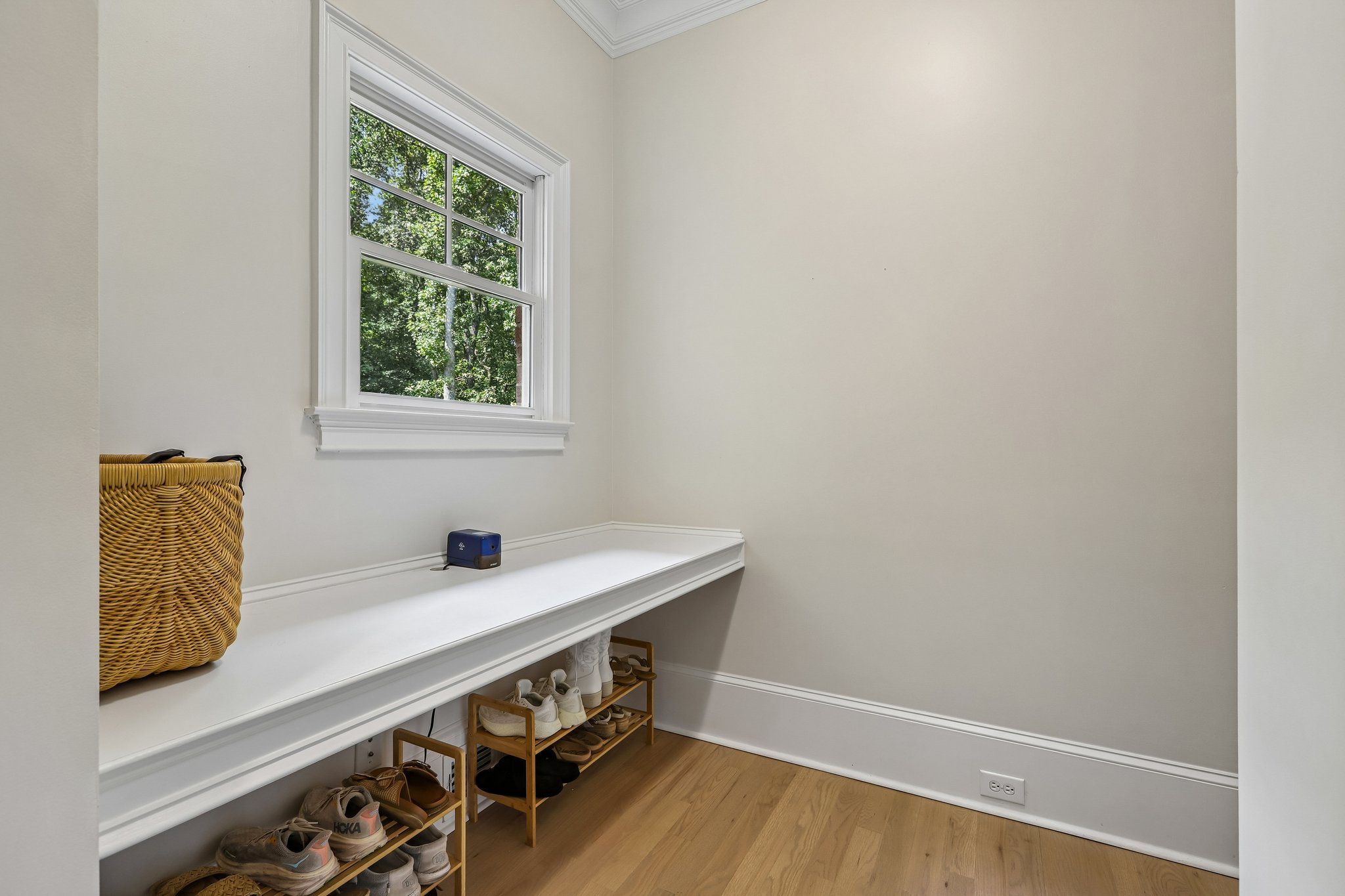 Century Park Pl-S1808-025.jpg