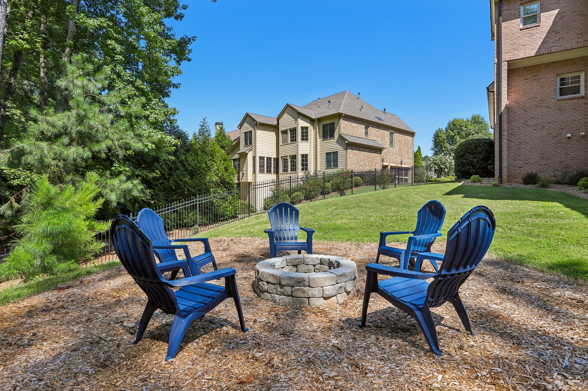 Century Park Pl-S1808-072.jpg