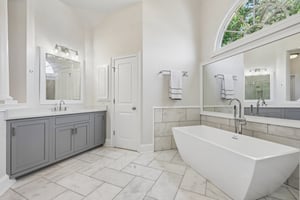 Century Park Pl-S1808-038.jpg
