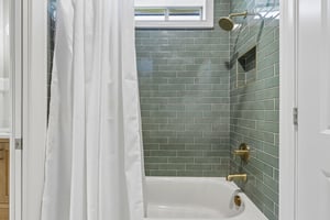 Century Park Pl-S1808-045.jpg