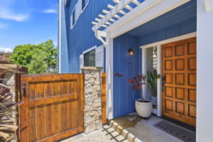 003_F8_126 Farallon Ct
