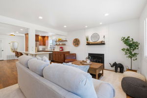 005_F8_126 Farallon Ct