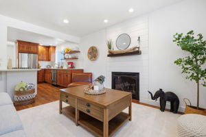 008_F8_126 Farallon Ct