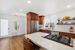 010_F8_126 Farallon Ct