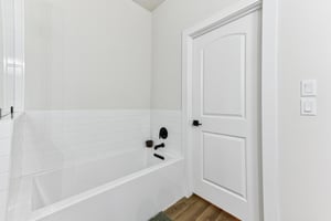 Helemano Dr-S2210-028.jpg