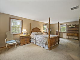126 Holly Dr Gardner MA 39