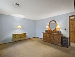 126 Holly Dr Gardner MA 32