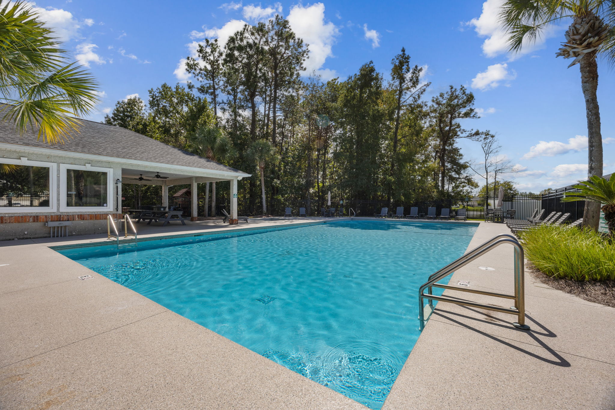 Laurel Landing