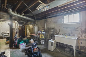  Photo 35
