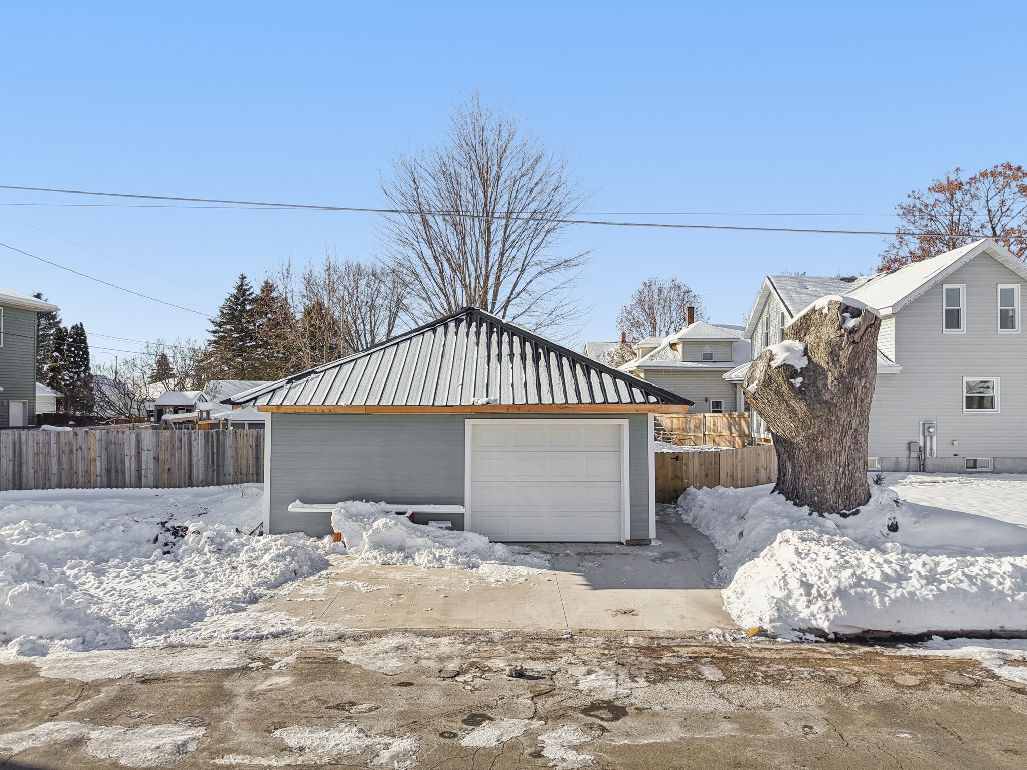 Reagles St-S0512-044.jpg