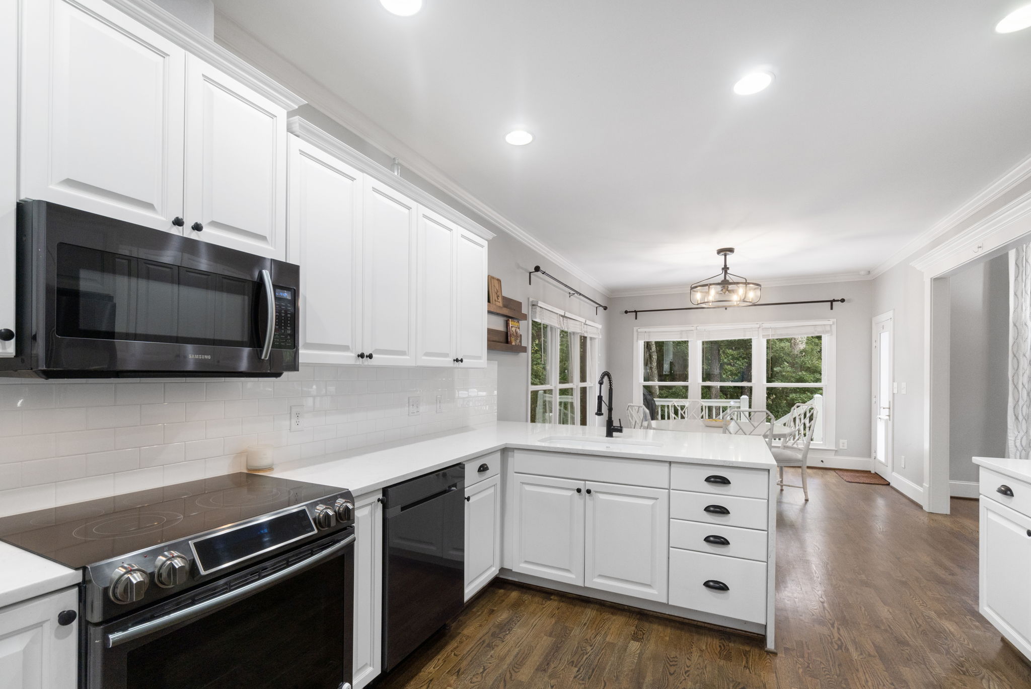 04 - 126 Red Brook Ln - Kitchen (2)