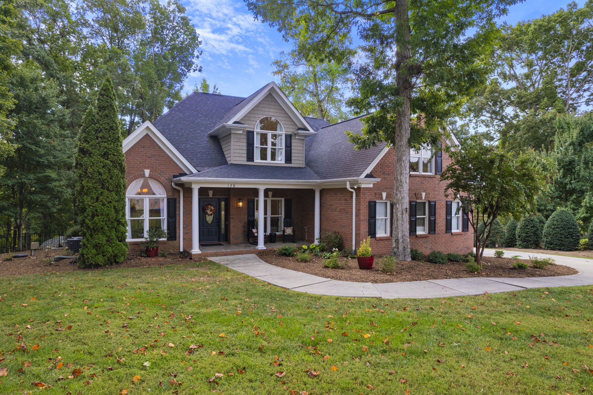 00 - 126 Red Brook Ln - Exterior (2)