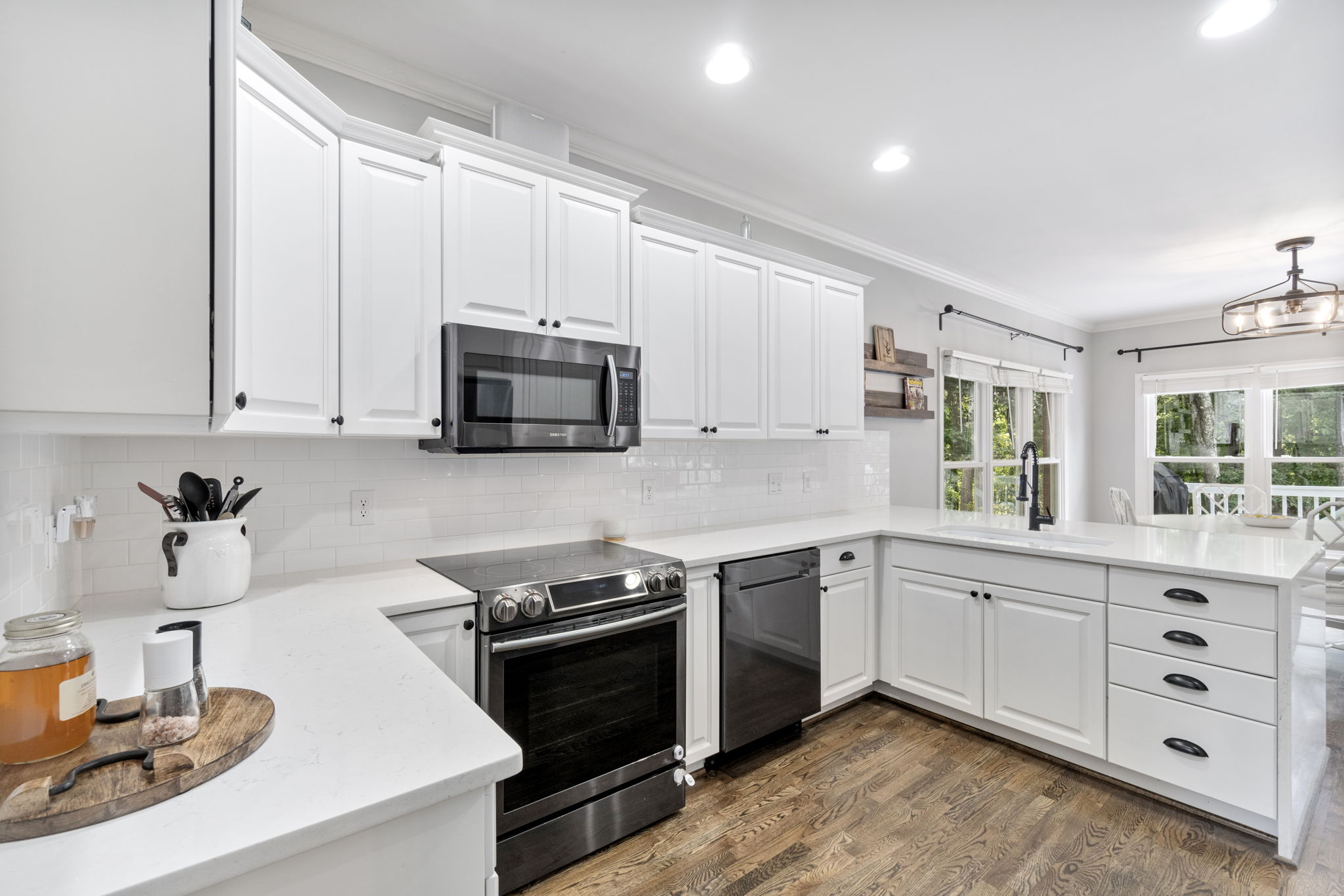 04 - 126 Red Brook Ln - Kitchen (1)